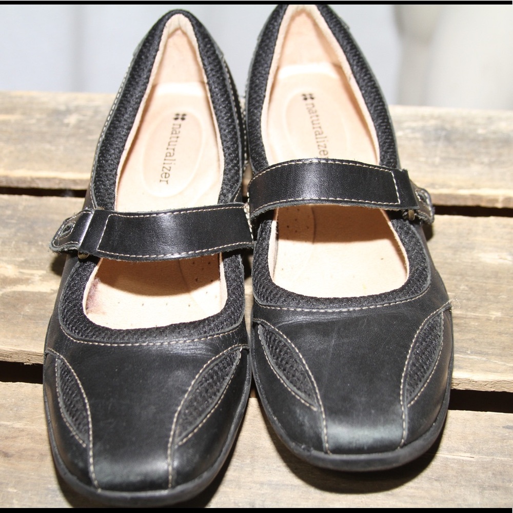 NATURALIZER MARY JANE EUC